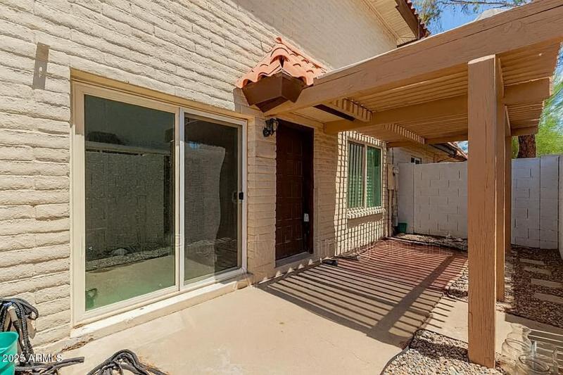 372a52e4-efa5-4fb9-8cf4-11f7a51139ae 2