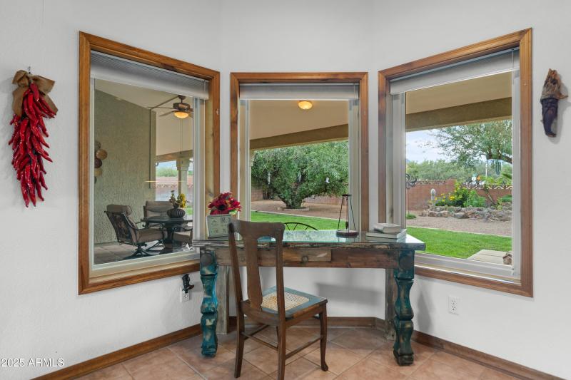 Interior - 3313 E Ute Pl-21