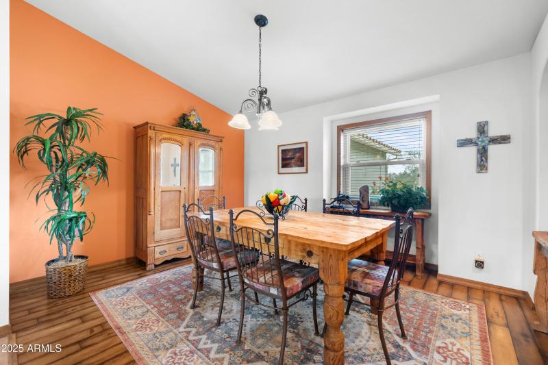 Interior - 3313 E Ute Pl-22