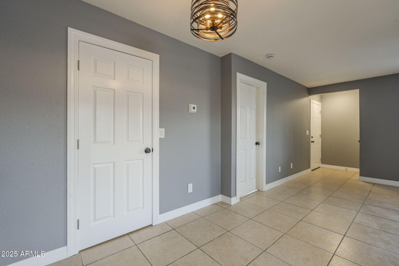 10-web-or-mls-Baseline-10