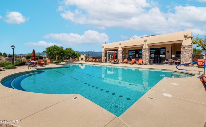 Verde Santa Fe Pool Area