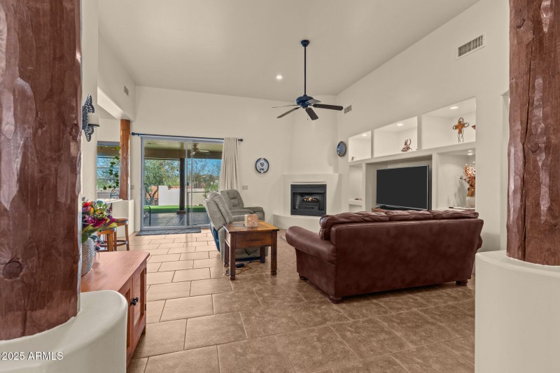 21-web-or-mls-DSC05792