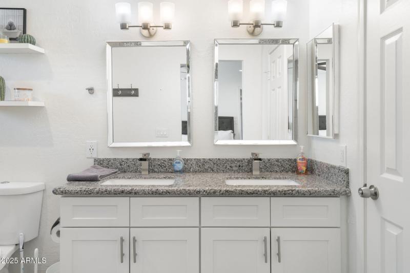 10-web-or-mls-Photo Oct 03 2025, 1 03 51