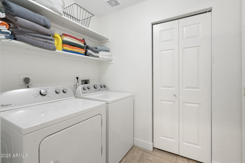 23-web-or-mls-Photo Oct 03 2025, 1 19 58