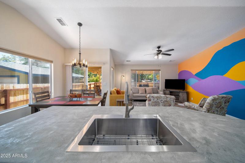 819 N 5th St-819 N 5th St-WDS_0073