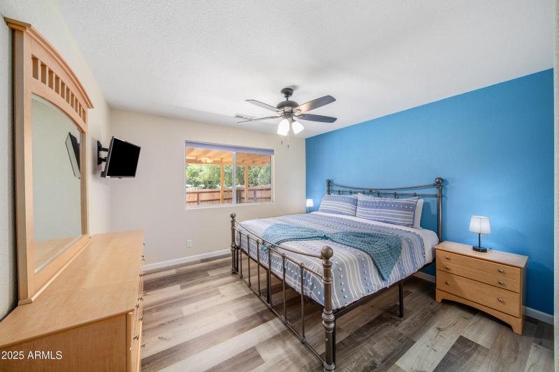 819 N 5th St-819 N 5th St-WDS_0099