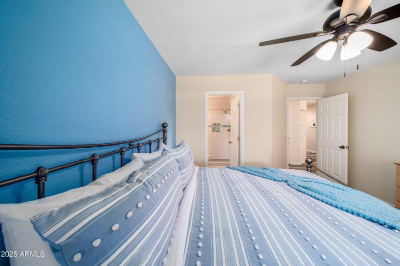 819 N 5th St-819 N 5th St-WDS_0107