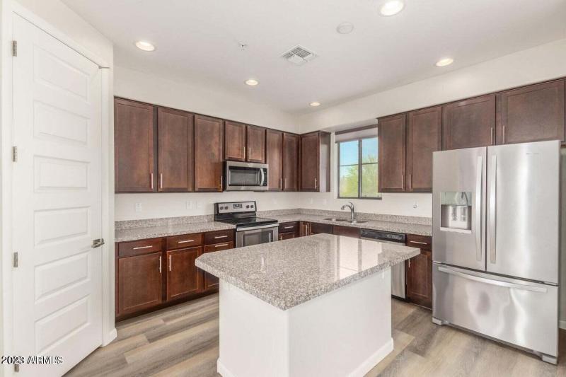 20230513053043979514000000-o-1