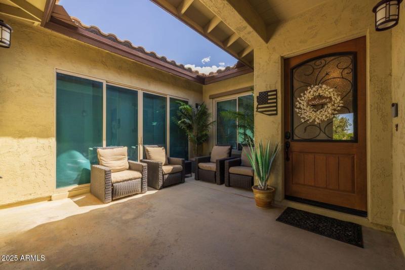 21011 Aquarius - 12Front Door