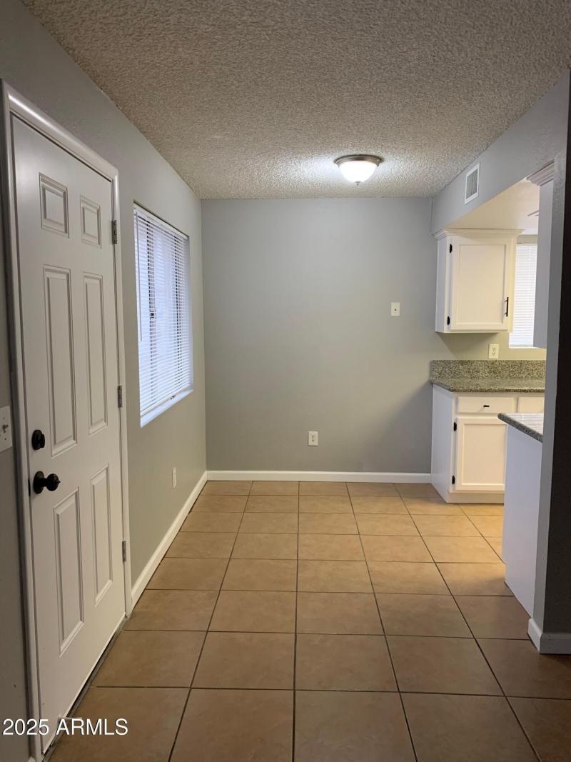 Unit #4 - Dinning Area