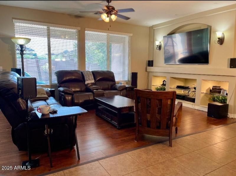 14B21420-36C9-4E5B-8D7F-0D4B5E367829