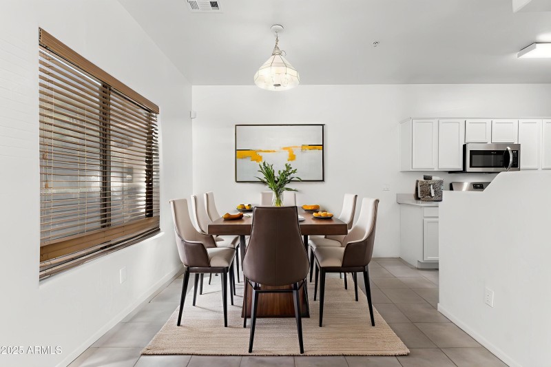 11-Pleasant - Dining Room - Modern - 5