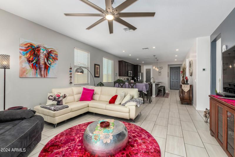 0012-11 - San Miguel