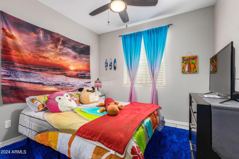 0027-27 - San Miguel