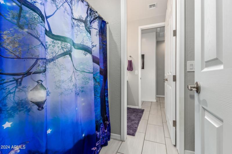 0038-34 - San Miguel