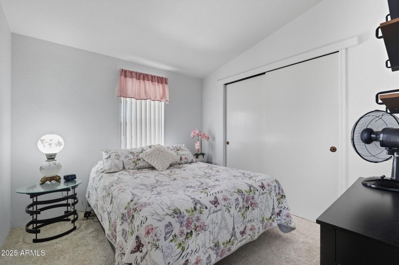 Guest bedroom