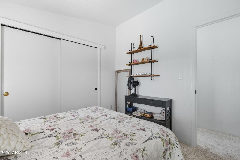 Guest bedroom