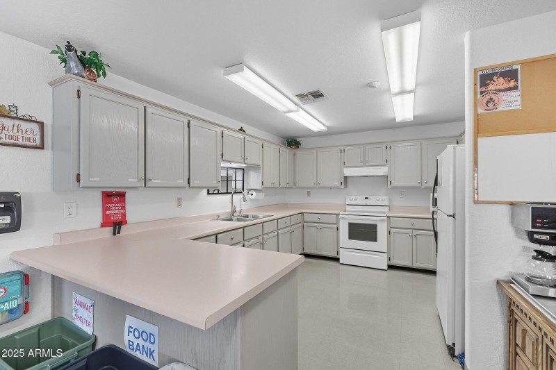 Community kitchen