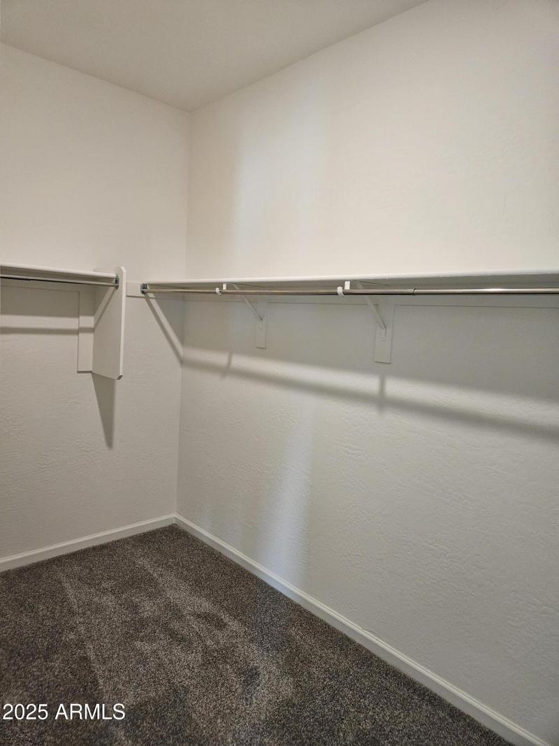 20251003_160627428_iOS