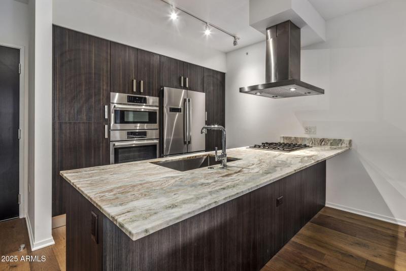 7120 E KIERLAND BLVD 703