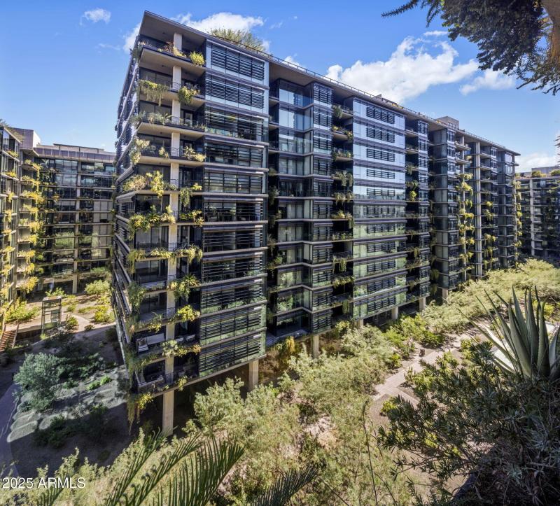 7120 E KIERLAND BLVD 703