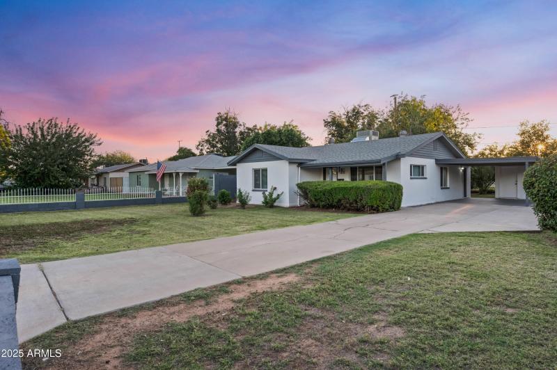 7528 N 60th Ave Glendale AZ 85301-3