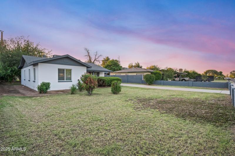 7528 N 60th Ave Glendale AZ 85301-5