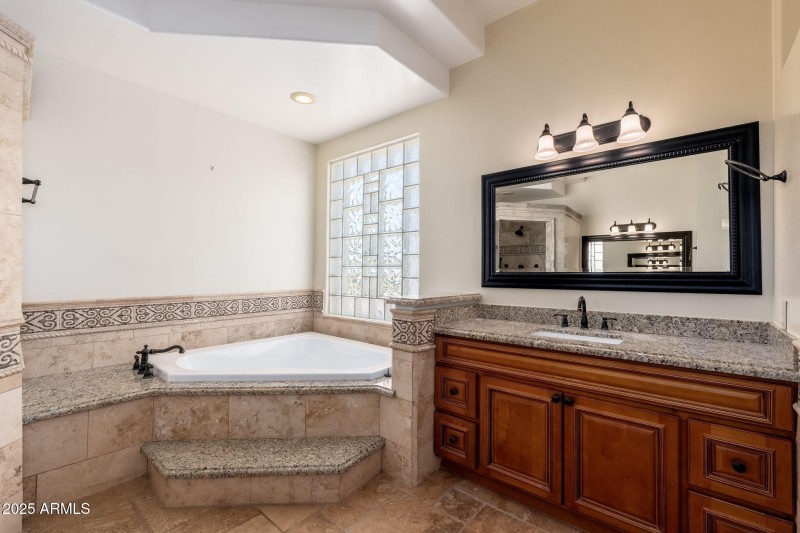 22807 S 179th St - 34