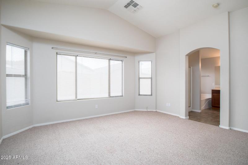 3717 W Santa Cruz Ave-18