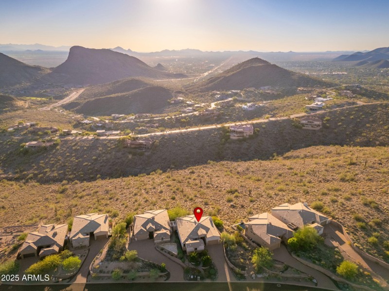 10826 N Skyline Dr - 83