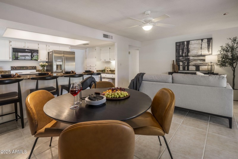 Dining & Family Room