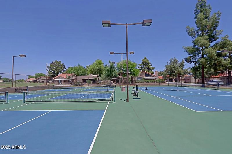 20251005012003227164000000-o