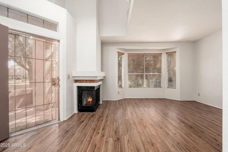 2875 W Highland St UNIT 1103 - 02