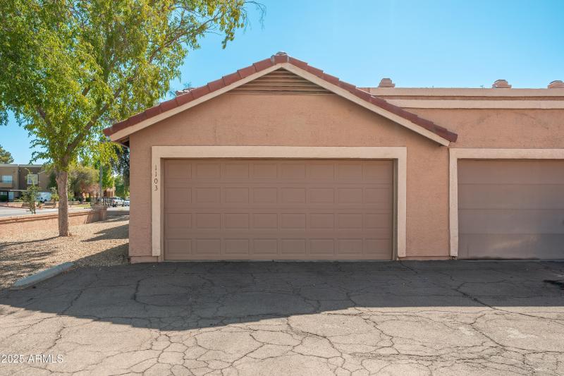 2875 W Highland St UNIT 1103 - 34