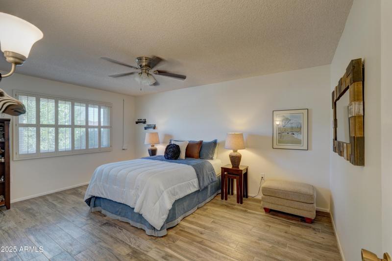 AOTucker-2510050939_A730051_2_3_4_5Inter