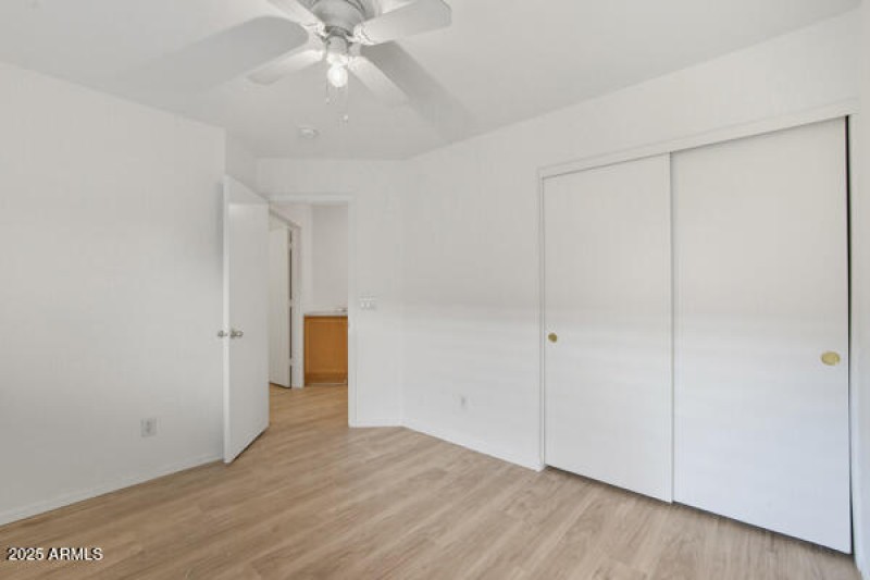 134042348182557814_134042348155383796_DS