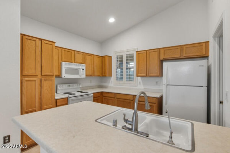 134042348192842641_134042348173626707_DS