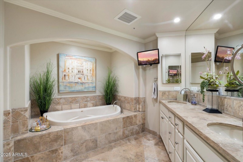 Primary Ensuite Bathroom