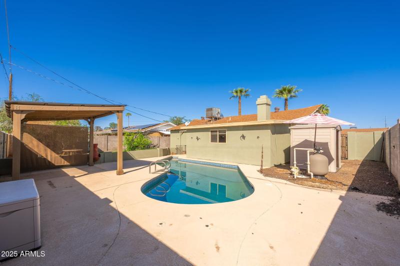 3215 W Sharon Ave - 27