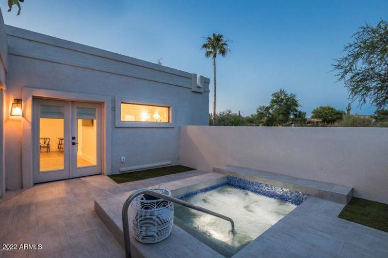 20200407223724280976000000-o