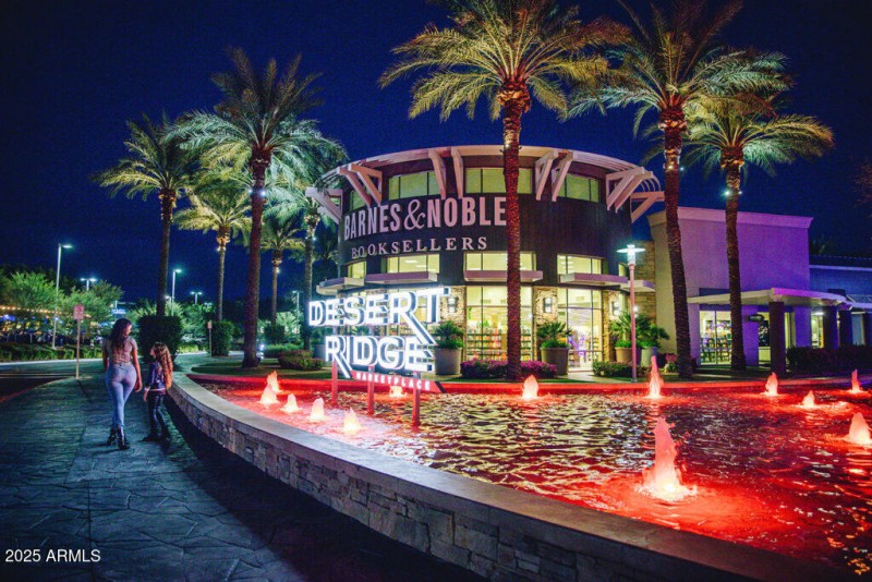 Desert Ridge fountain