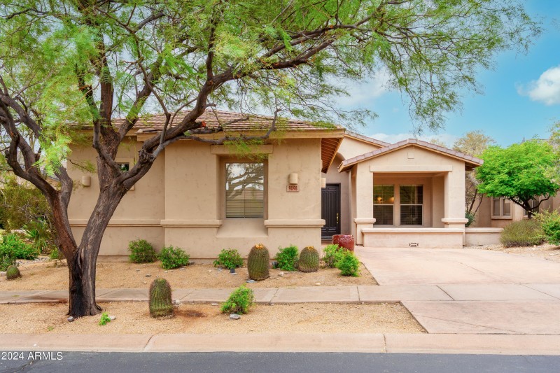 9098 E Mohawk Ln (2)