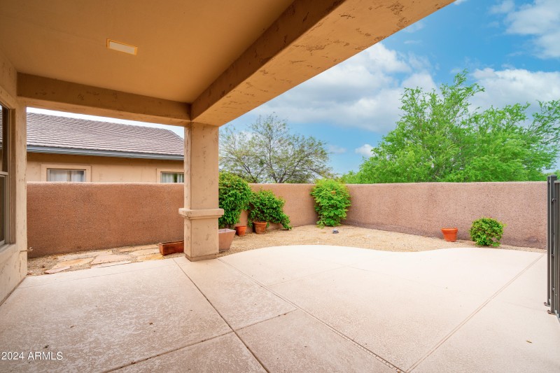 9098 E Mohawk Ln (30)