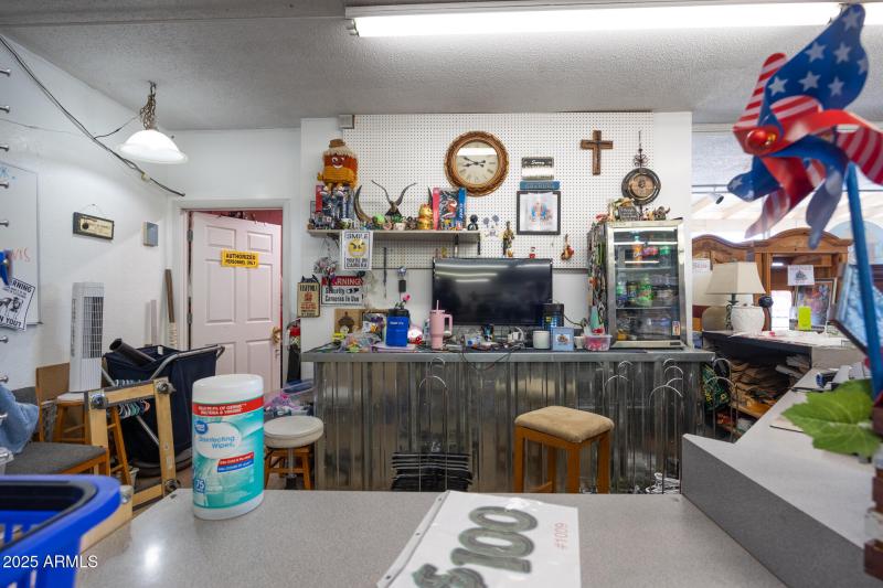 Interior - Showroom View 4