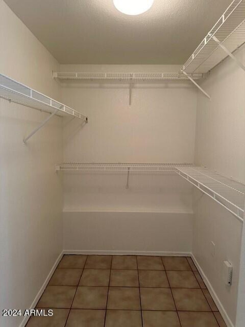 Master Walkin Closet