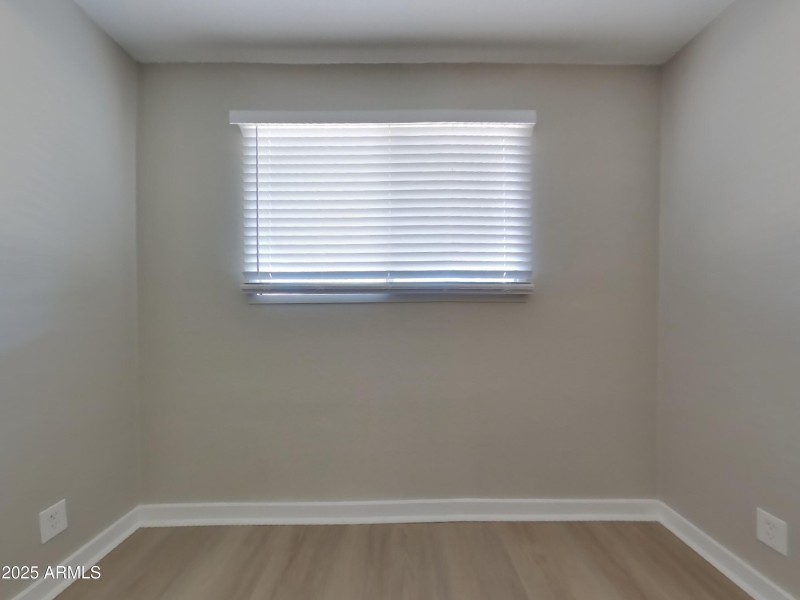 8_pc_lp8K3U3CjK_EuEOmbDjfA_layout_0