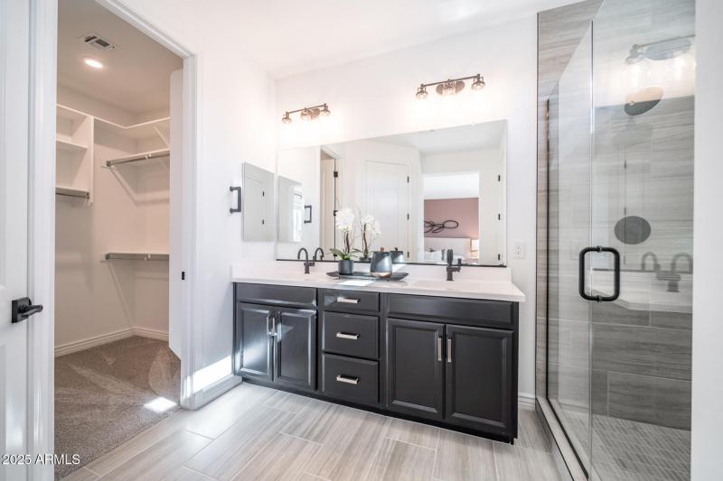 7925 E Raleigh Avenue