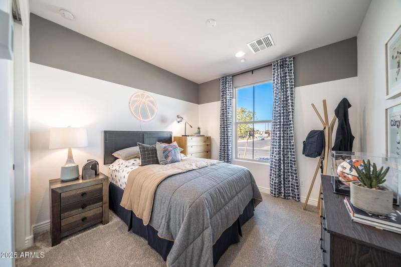 7925 E Raleigh Avenue