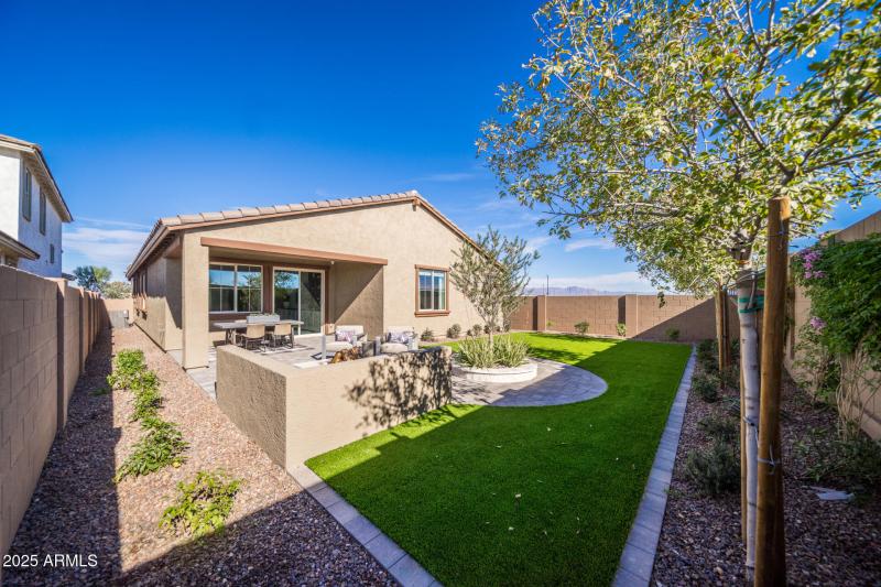 7925 E Raleigh Avenue