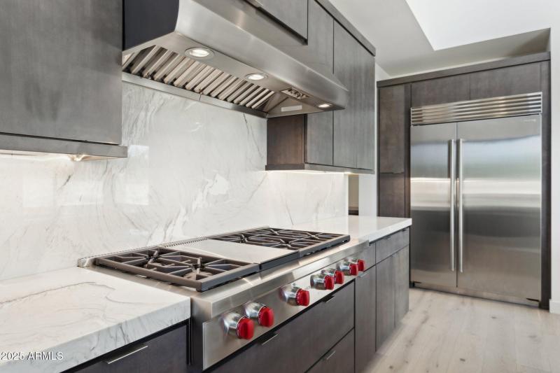 13-web-or-mls-35097-n-83rd-pl